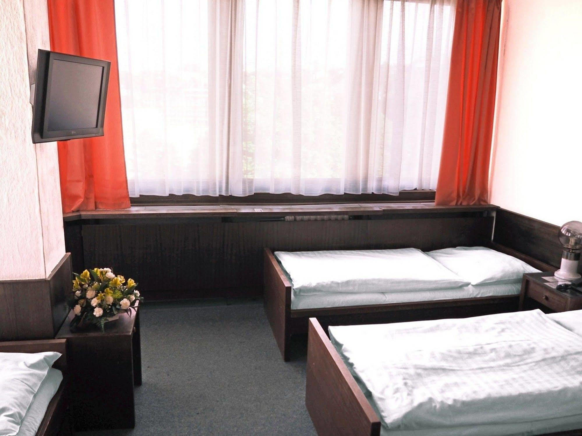 Hotel Vladimir Ústí nad Labem Exterior foto